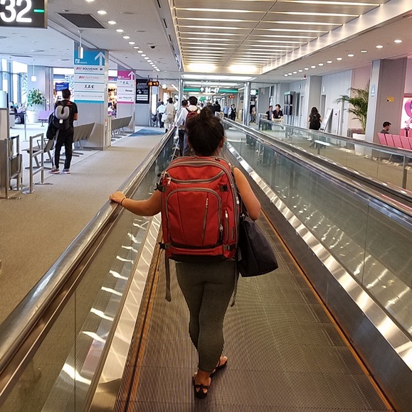 Meet your Posher, Chel - Picture 2 of 4